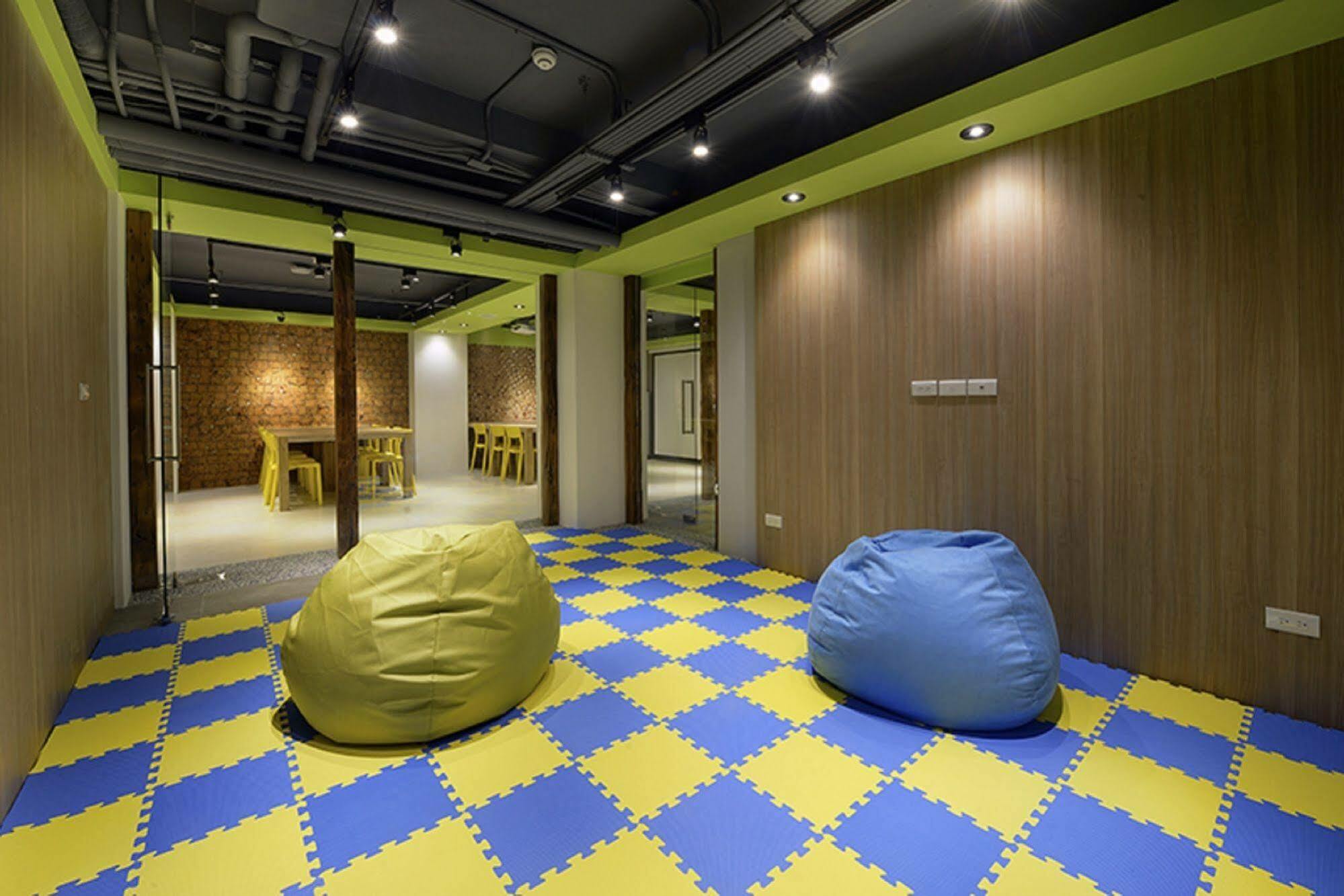 Hommie Inn Taichung Exterior photo