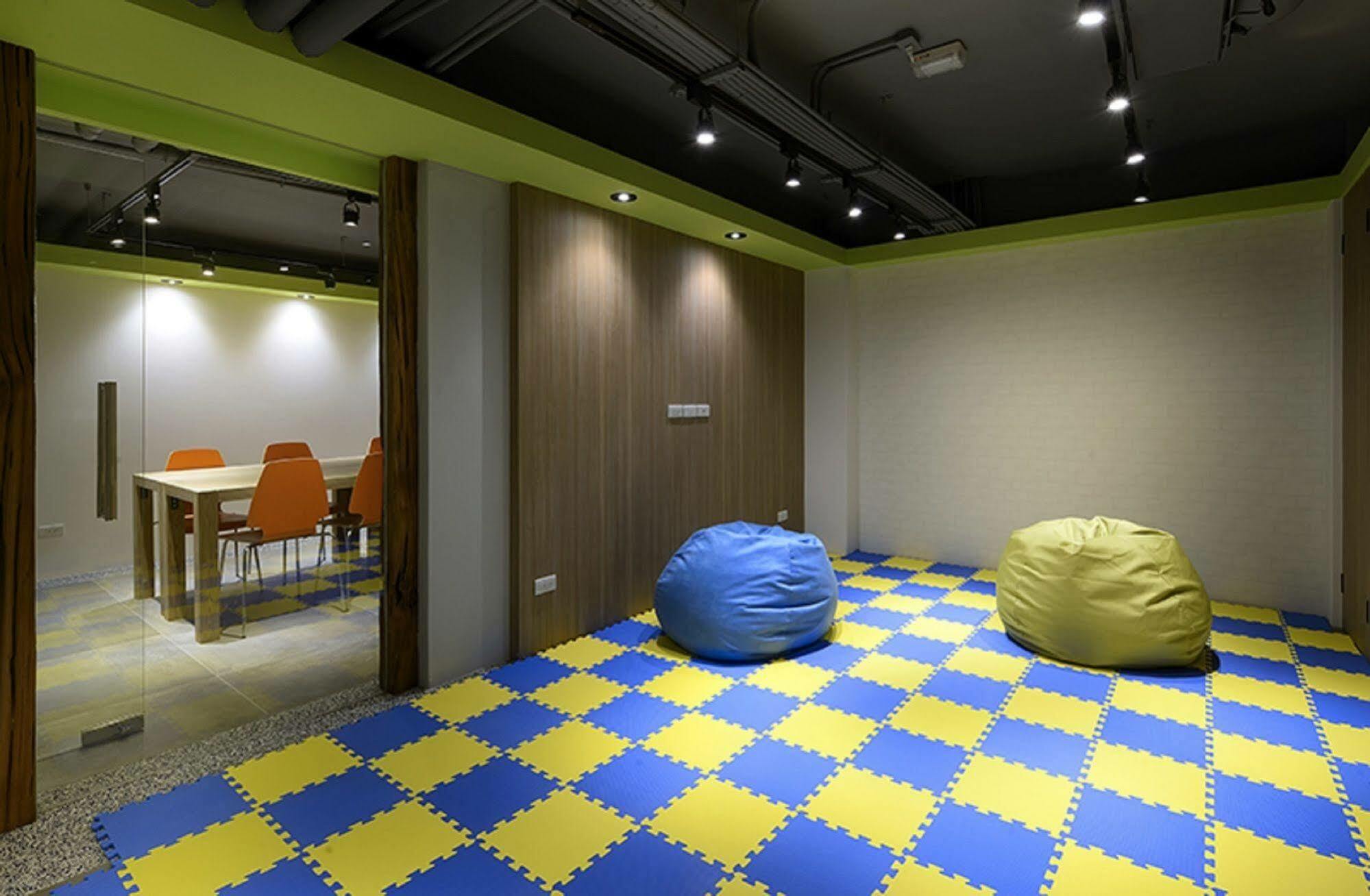 Hommie Inn Taichung Exterior photo